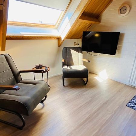 Studio Burg.Bosselaarstraat アーフテーケルケ エクステリア 写真
